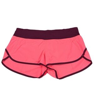 LULULEMON Run: Speed Short 4 Way Stretch Size 8 Flash Light / Dashing Purple
